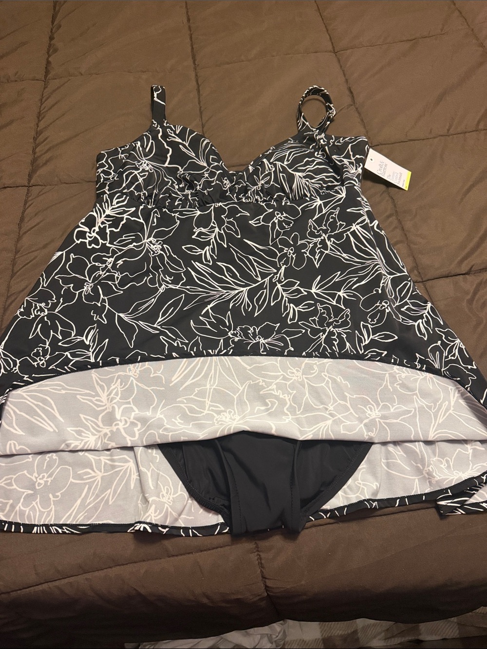 Kohl's Black and White Floral Tankini with Matching Briefs